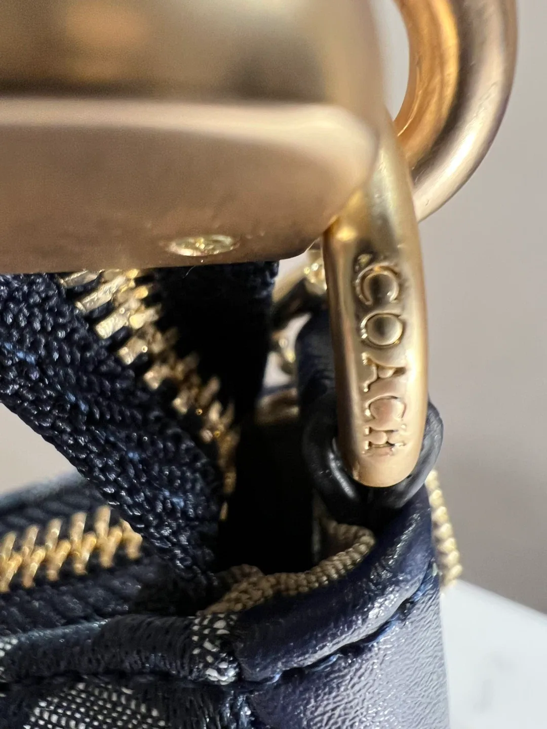 Coach Terri shoulder bag image indicator(6)