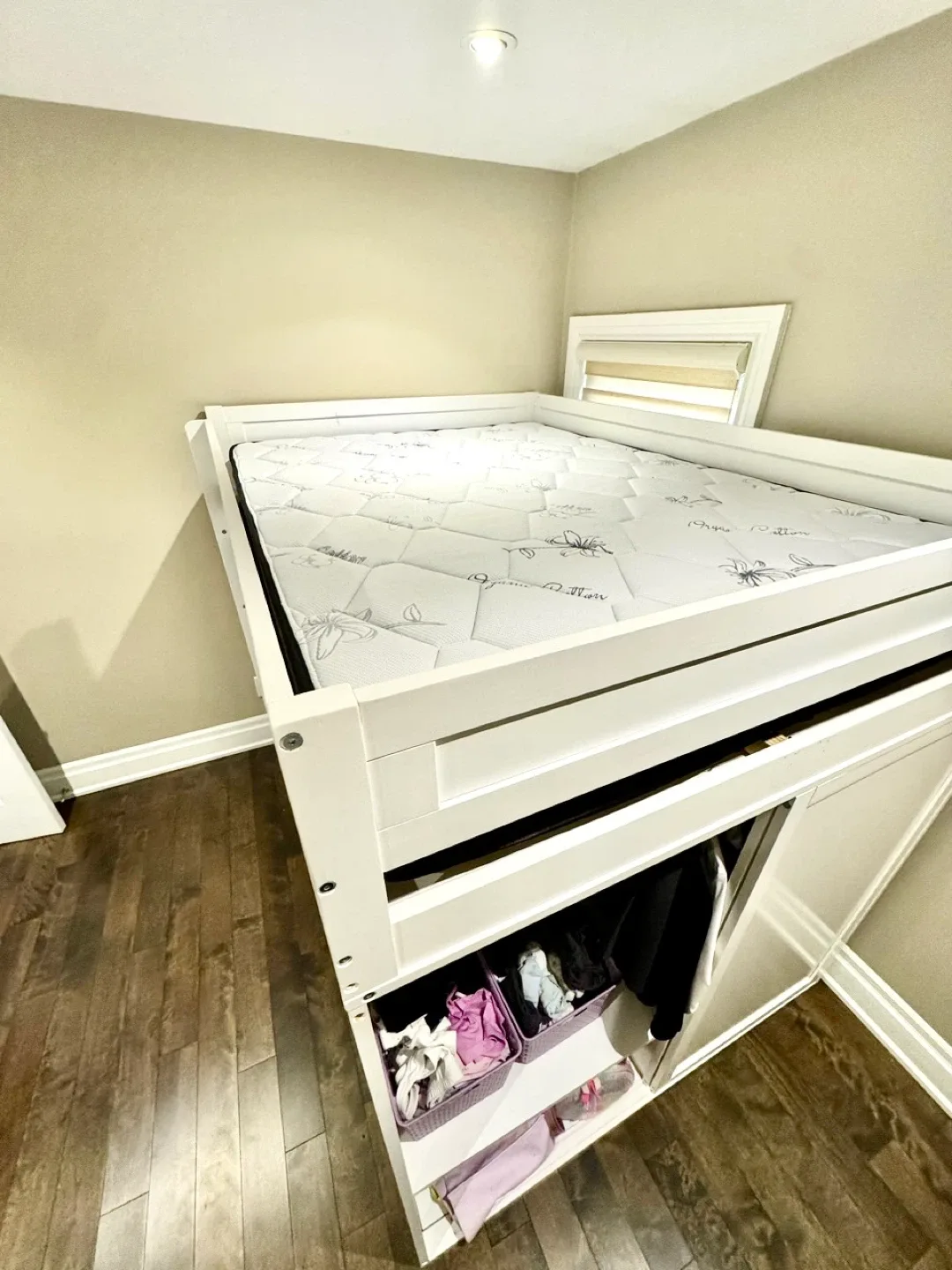 Loft Bed image indicator(3)