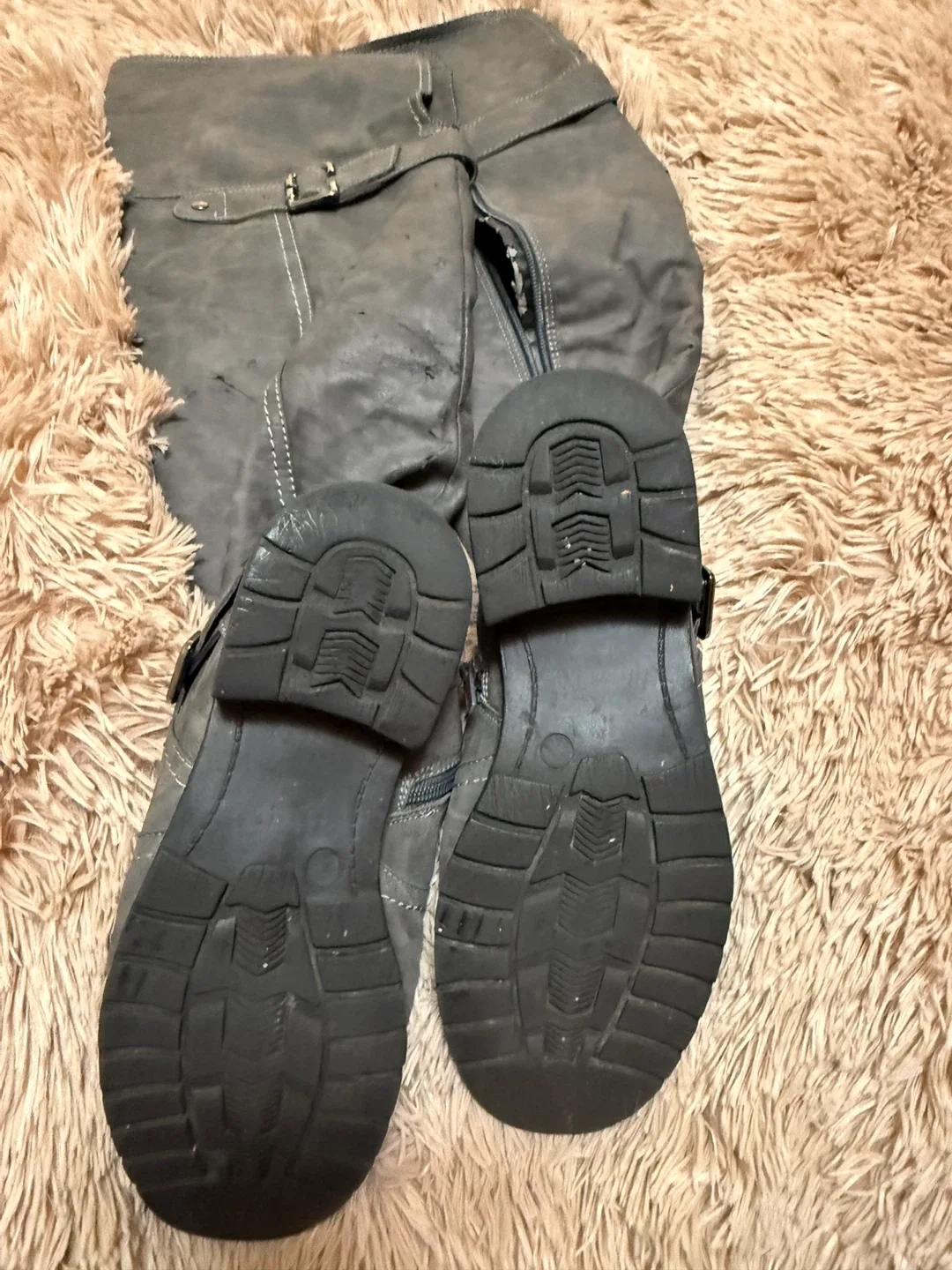 Grey Over-the-Knee Boots  🥕 image indicator(2)