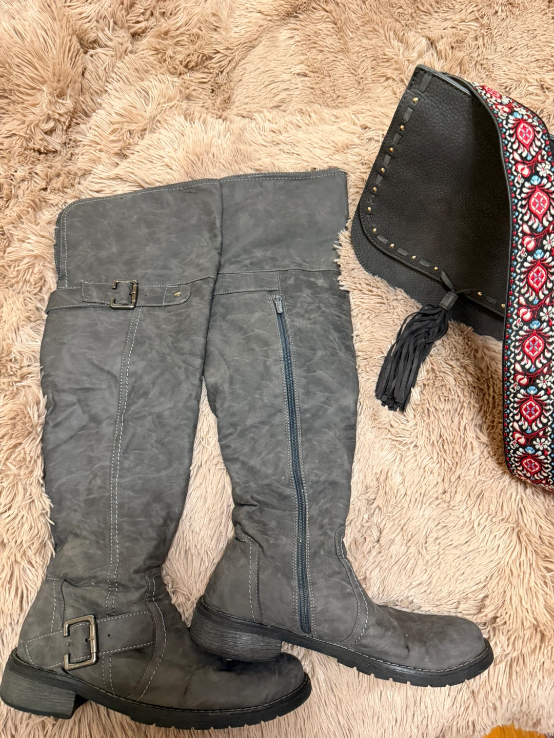 Grey Over-the-Knee Boots  🥕
