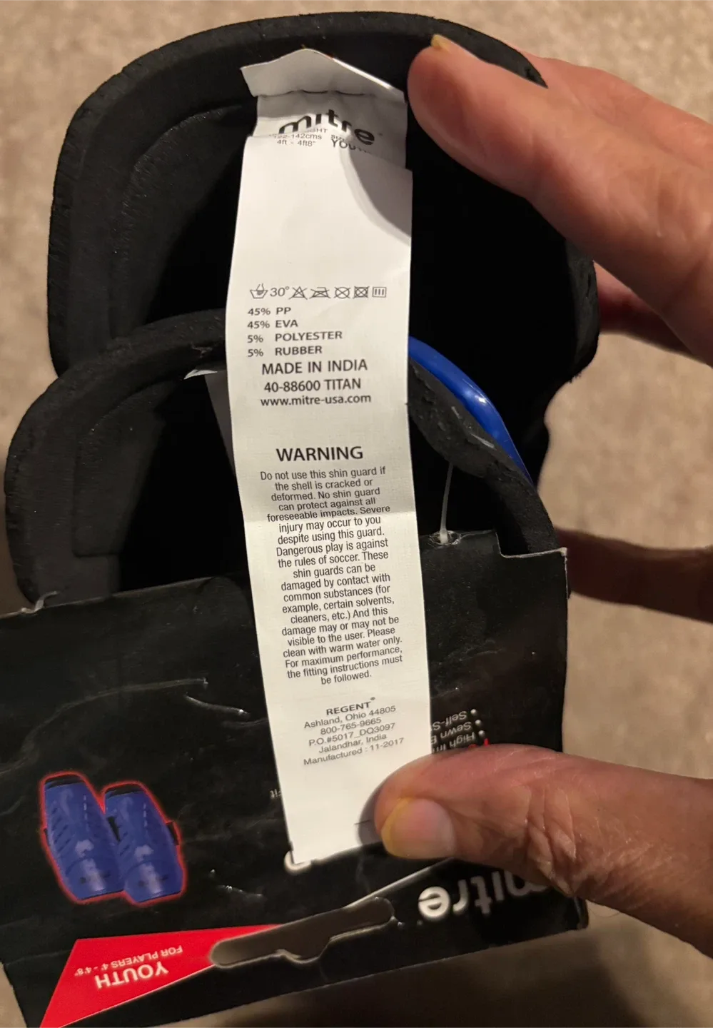 Mitre Titan Youth Shin Guards - Brand New - for players 4'-4'8" image indicator(4)