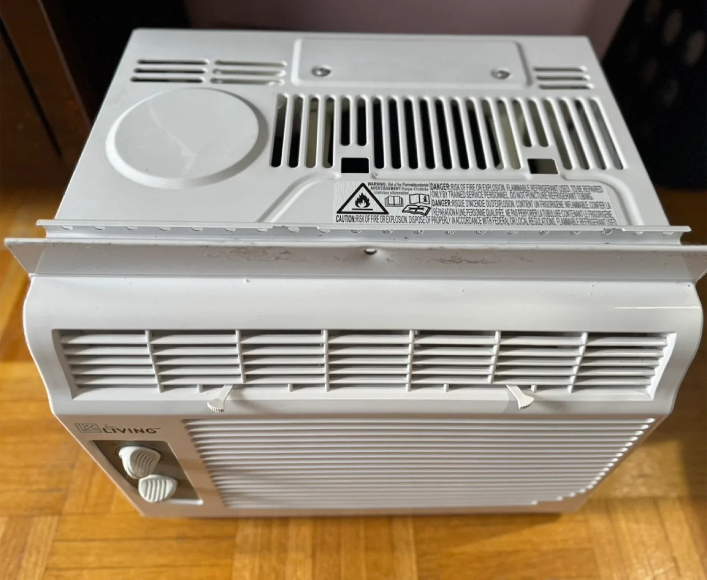 Living Air Conditioner