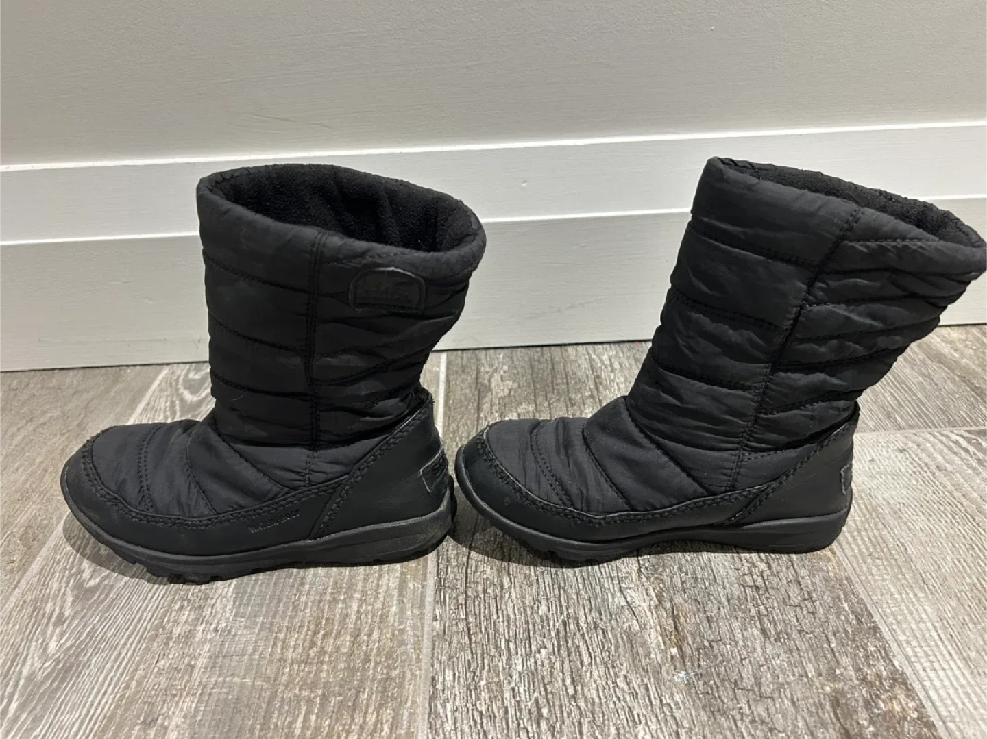Sorel Black Puffy Winter Boots - Size 11 kids image indicator(5)