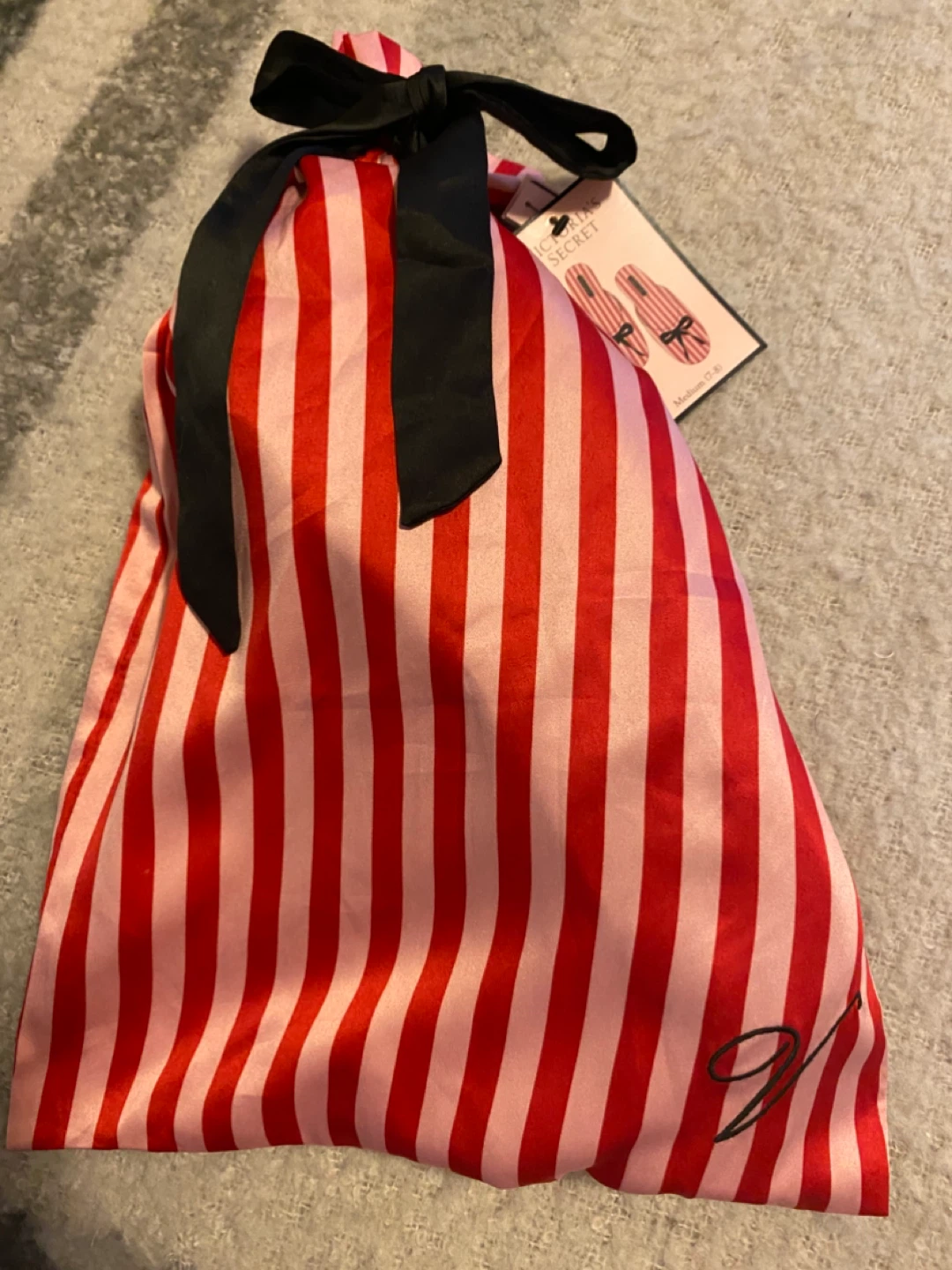 Victoria's Secret Striped Slippers - Size Medium (7-8) - photo 2