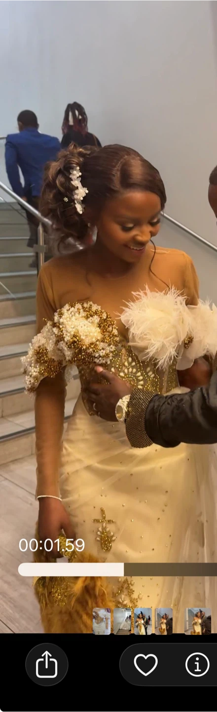 Gold & Cream Traditional Gown