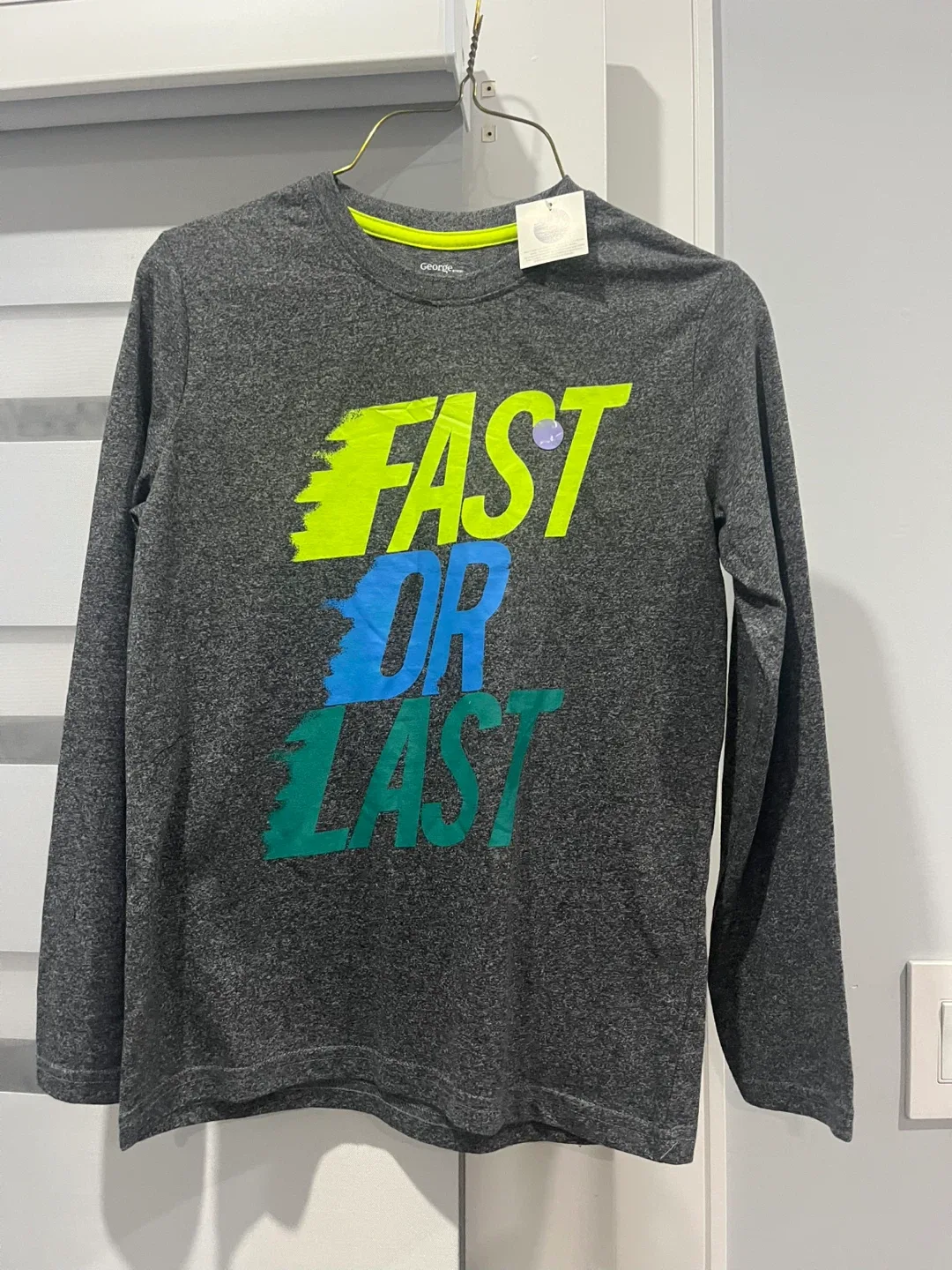 George Long Sleeve Tee - Size M image indicator(3)