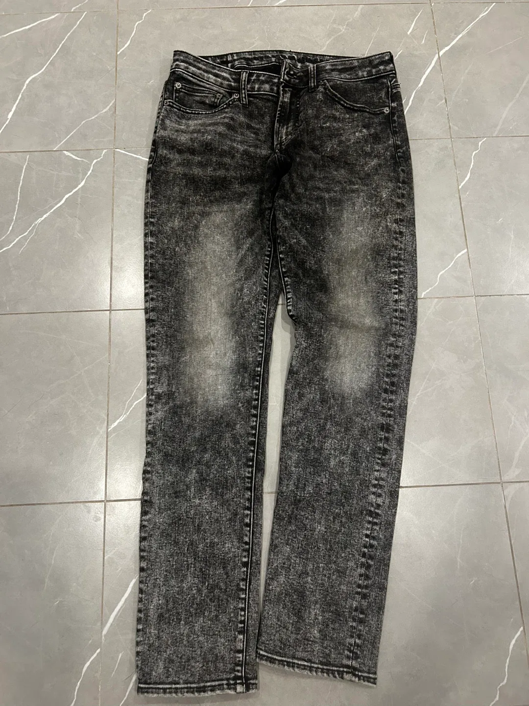 American Eagle Men’s Jeans - Black Wash image indicator(2)