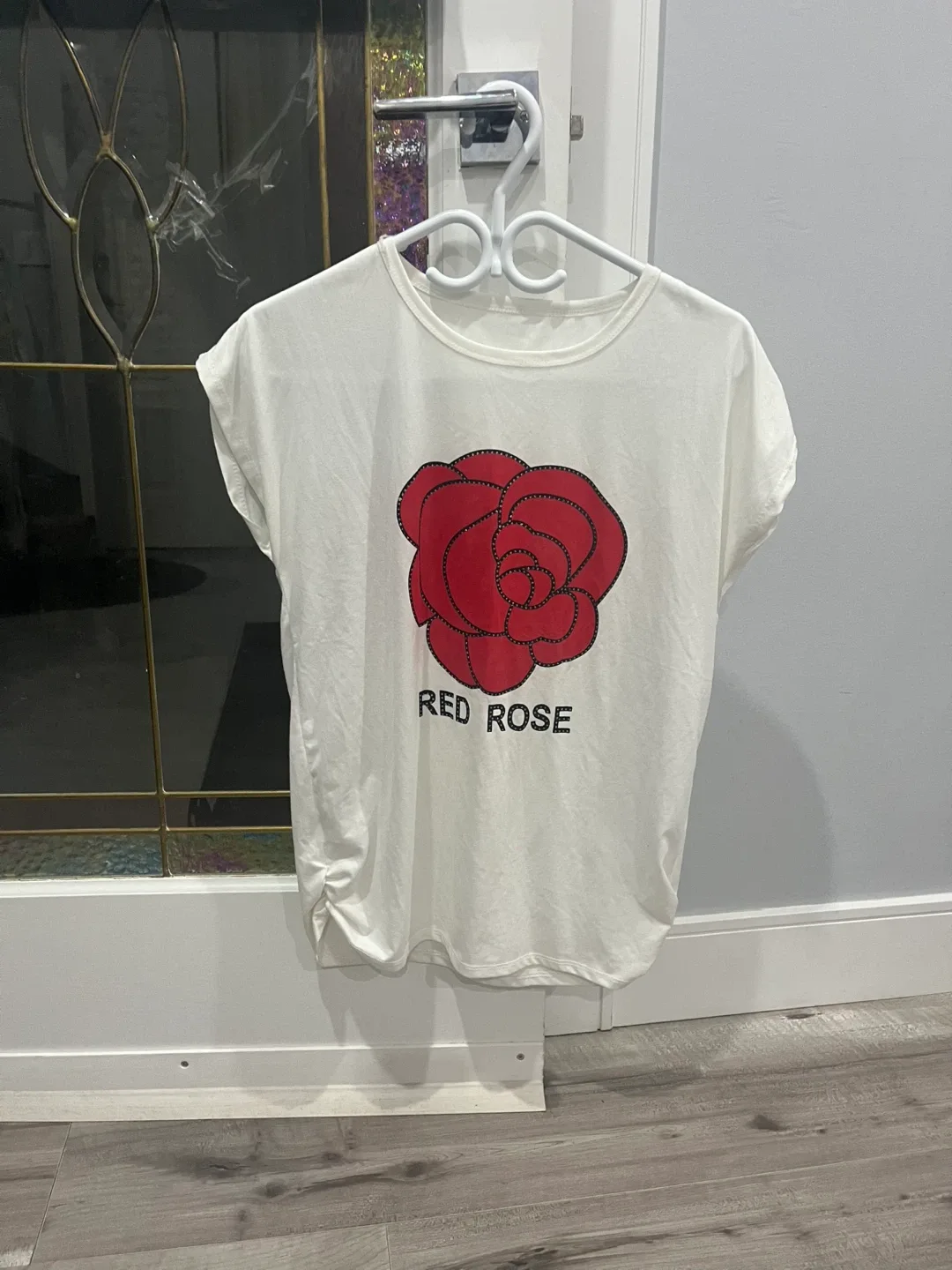 Red Rose Graphic Tee - White image indicator(2)