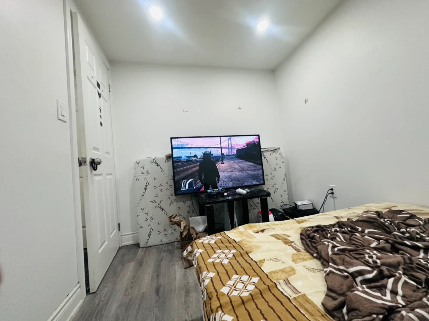 Room available for rent image indicator(2)