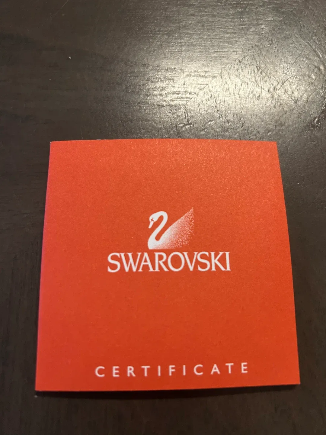 Swarovski crystal Swan Family image indicator(5)