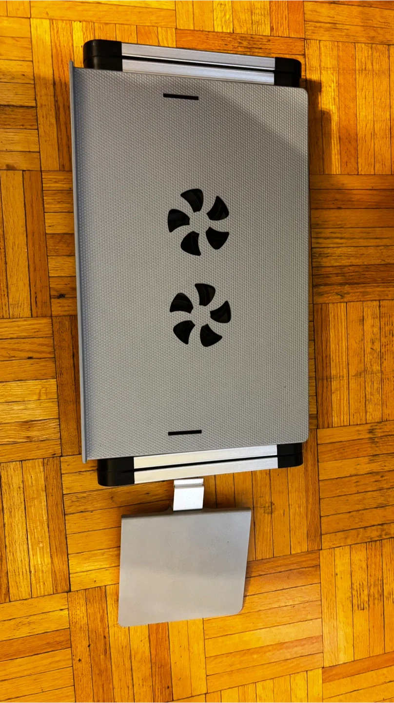Adjustable Laptop Stand Desk (Silver) - Portable & Cozy image indicator(2)