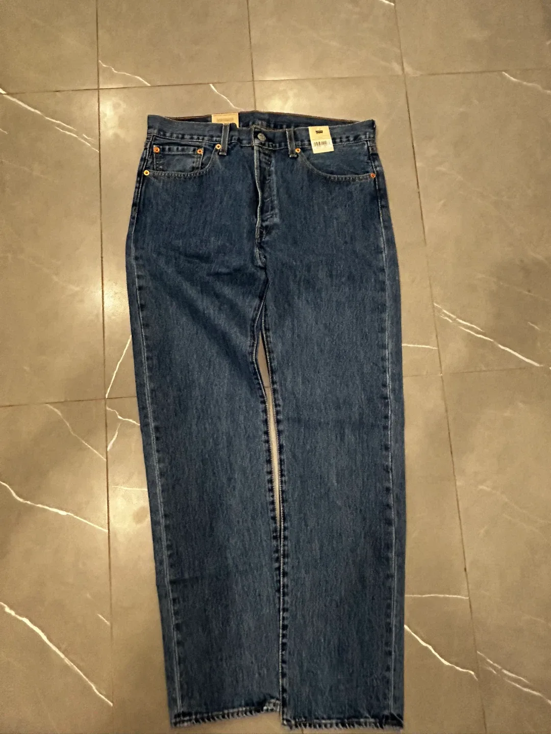 Men’s Levi's 501 Original Fit Jeans - Size 33x32 image indicator(3)