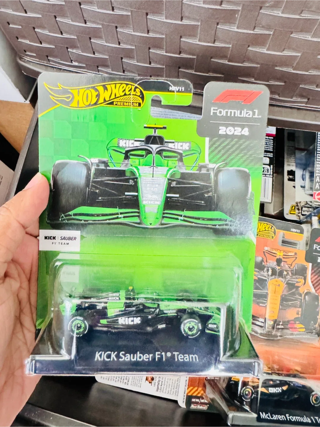 Hot Wheels Premium Formula 1 Bundle image indicator(4)