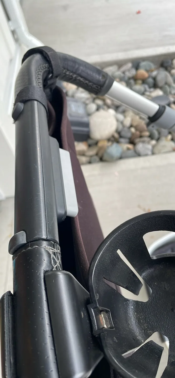 UPPAbaby Cruz V2 Stroller - Grey image indicator(3)