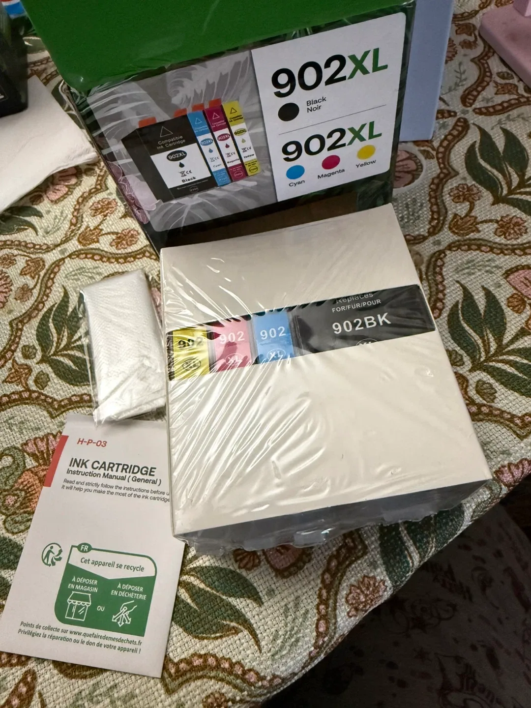 HP 902XL Ink Cartridge - 4 packs - New in box image indicator(2)