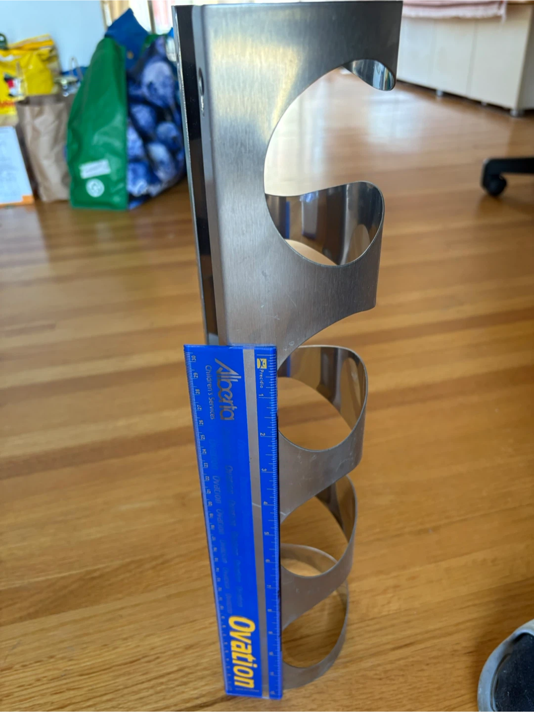 Metal Wine Rack - Wall Mountable - photo 4