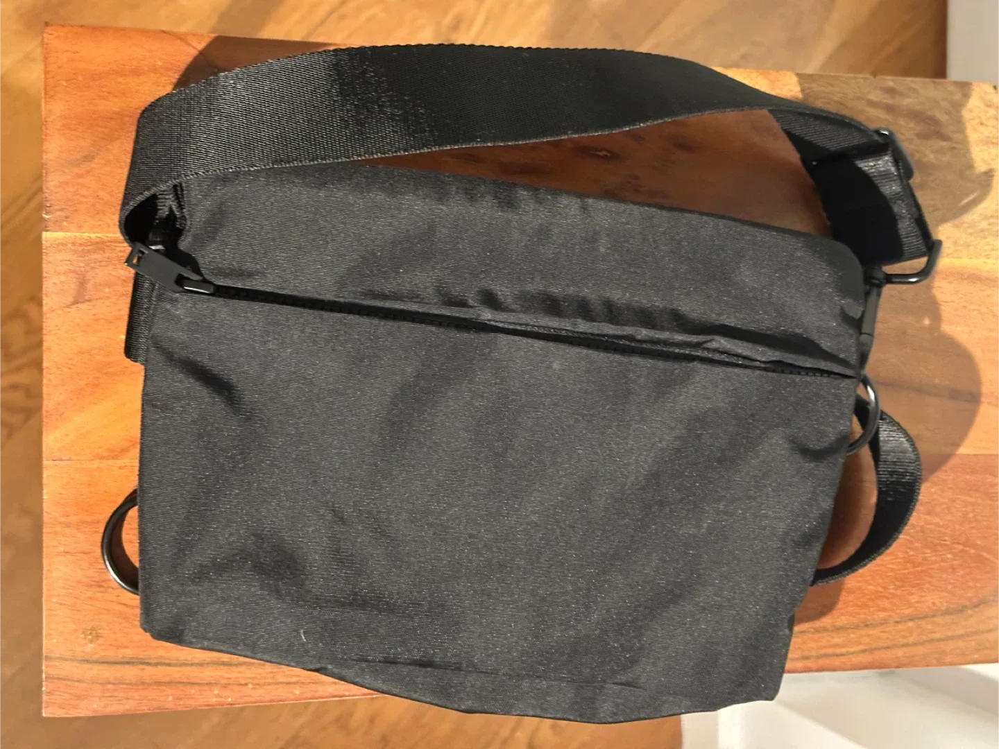 COS Black Crossbody Bag image indicator(2)