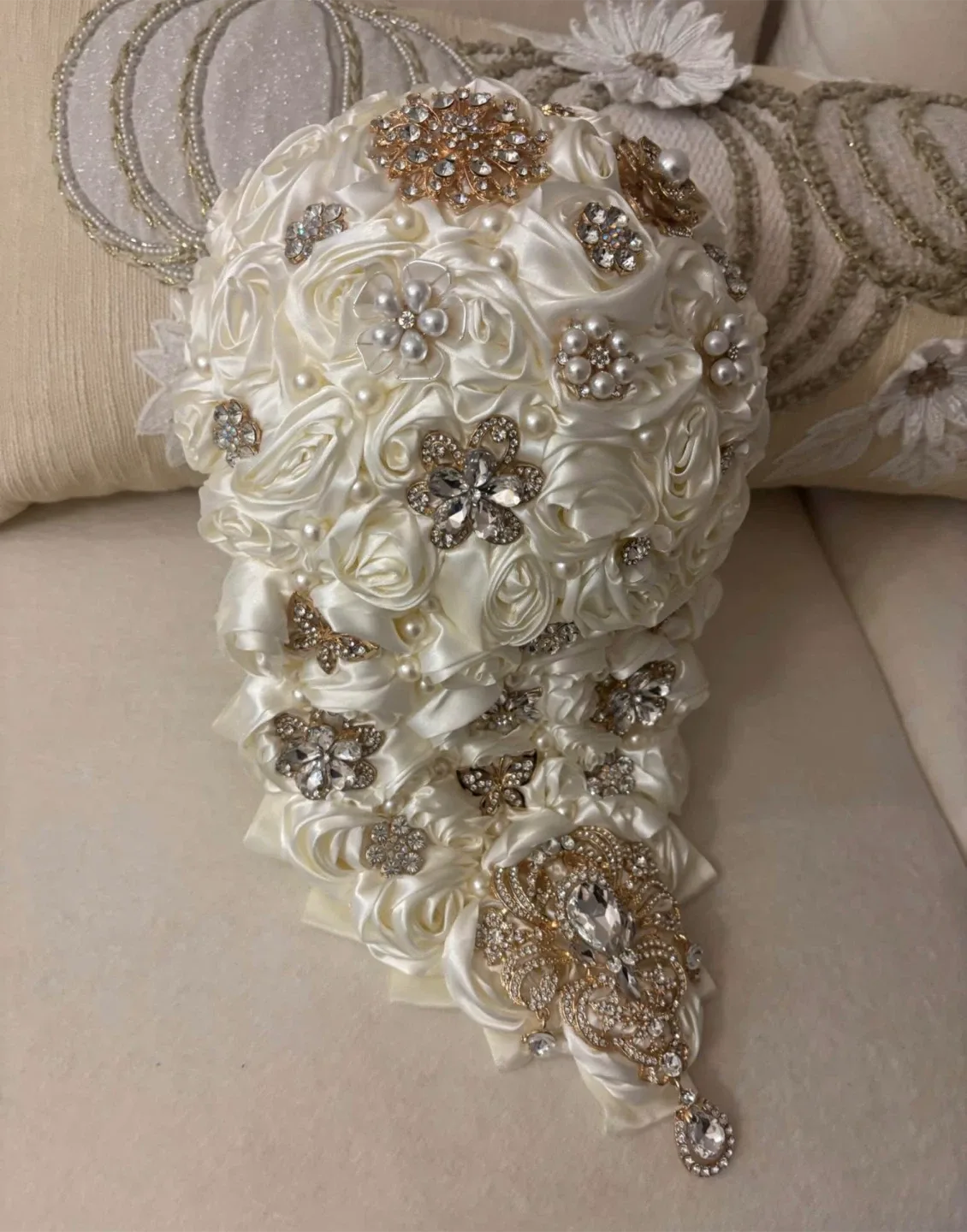 Wedding Bouquet image indicator(2)