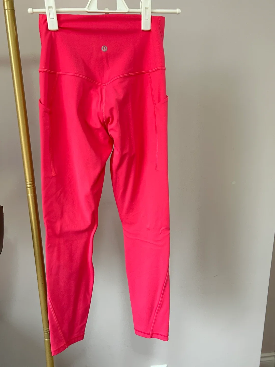 Lululemon Hot Pink Leggings - Size 6 image indicator(2)