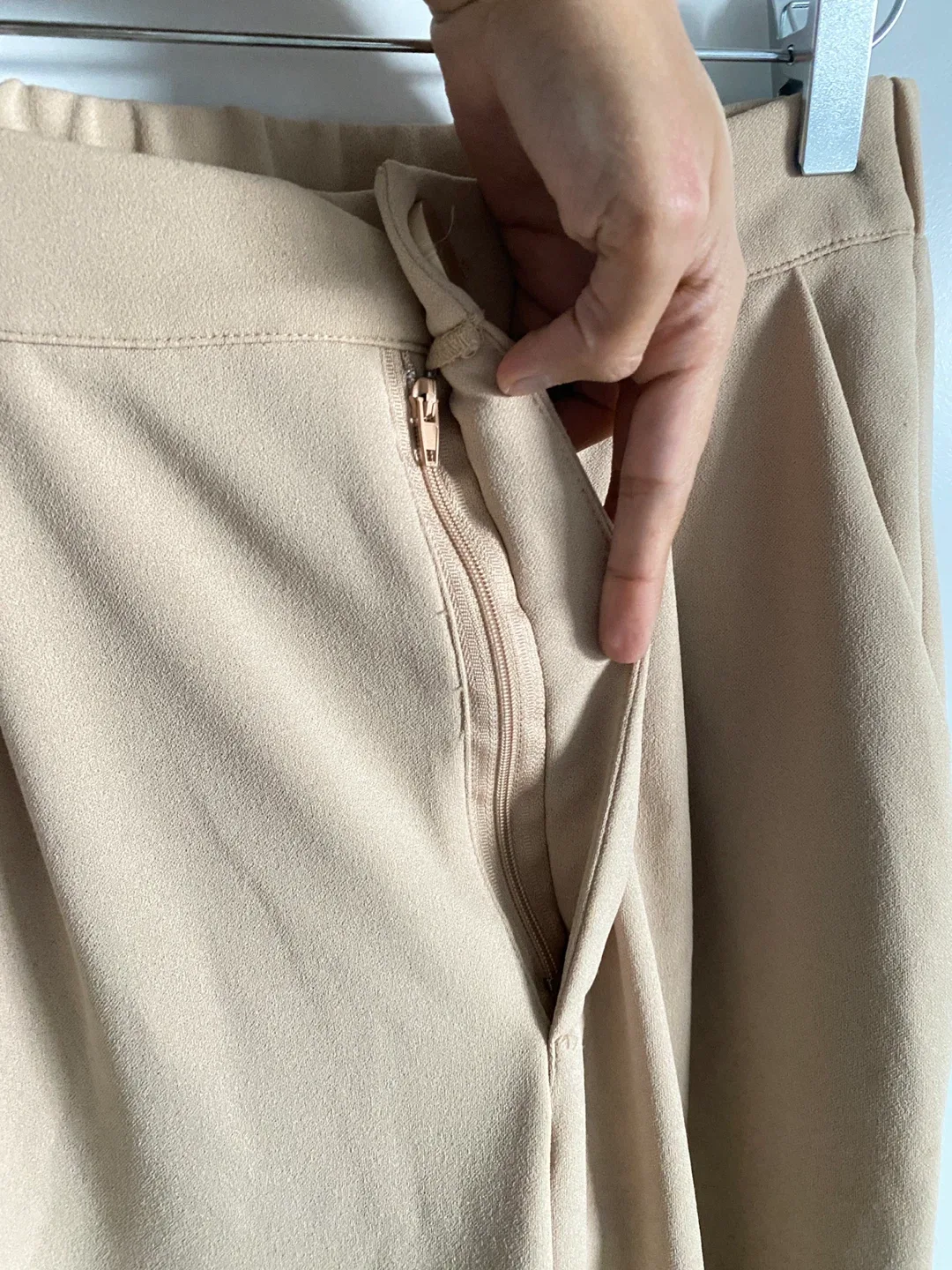 Formal Wide Leg Pleated Pants image indicator(2)