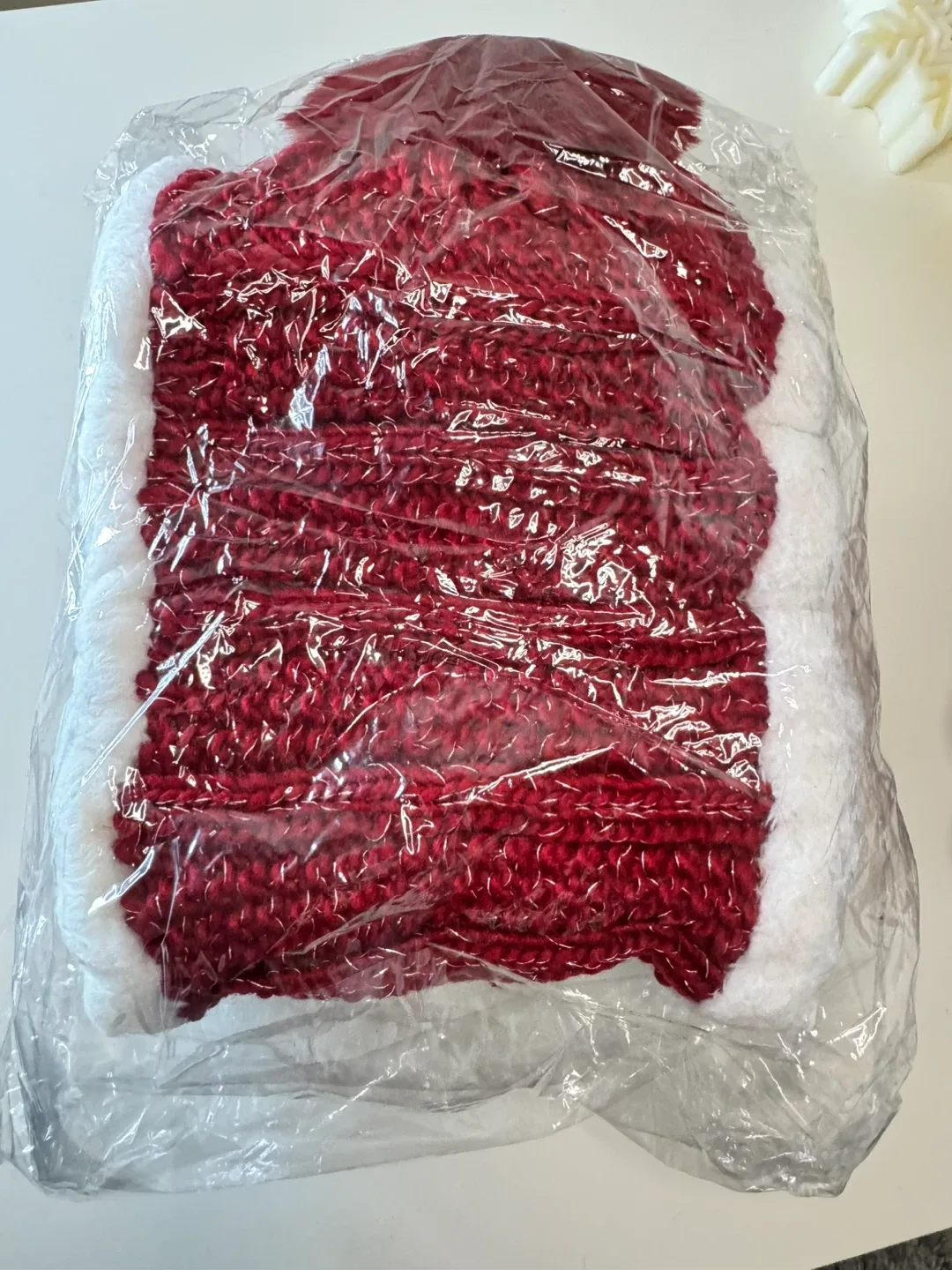 Cozy Winter Gift Box | Women’s Christmas Gift Set image indicator(9)