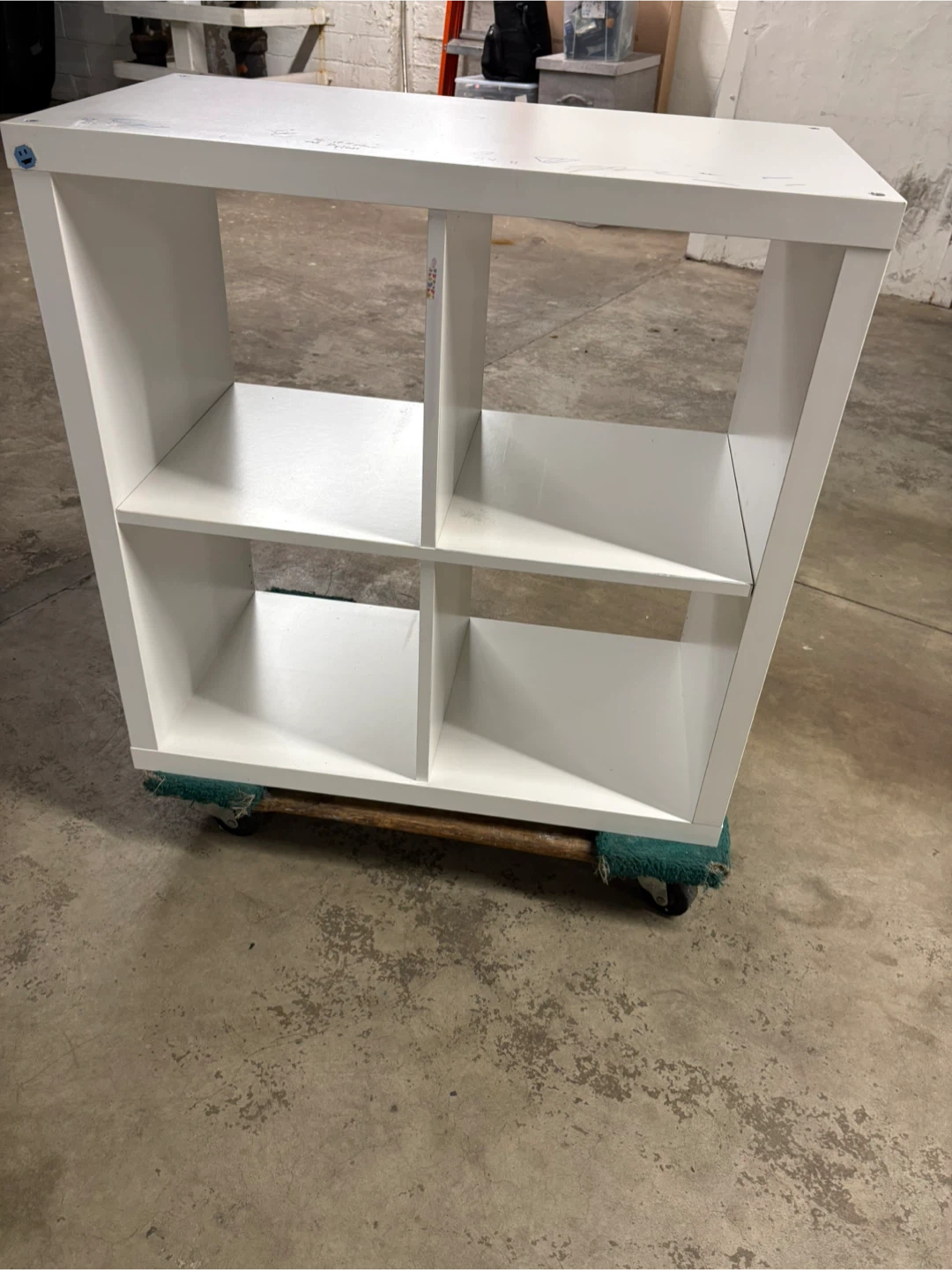 White 4-Cube Storage Shelf - photo 2