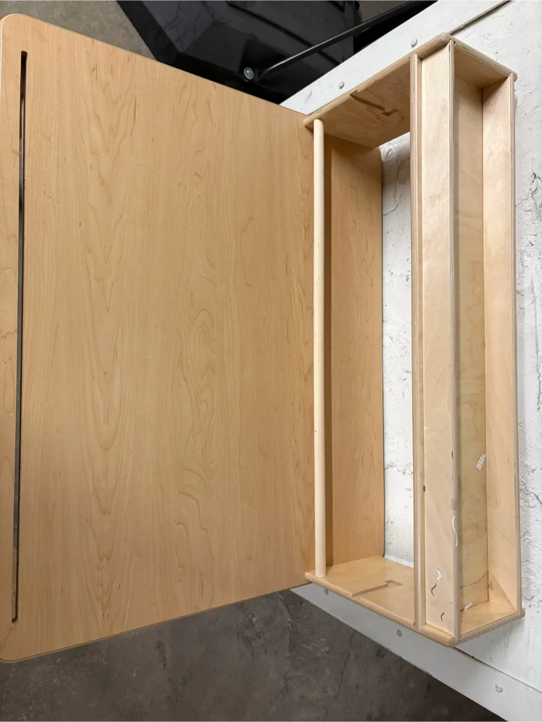 IKEA Flisat Children's Desk with Hutch image indicator(3)