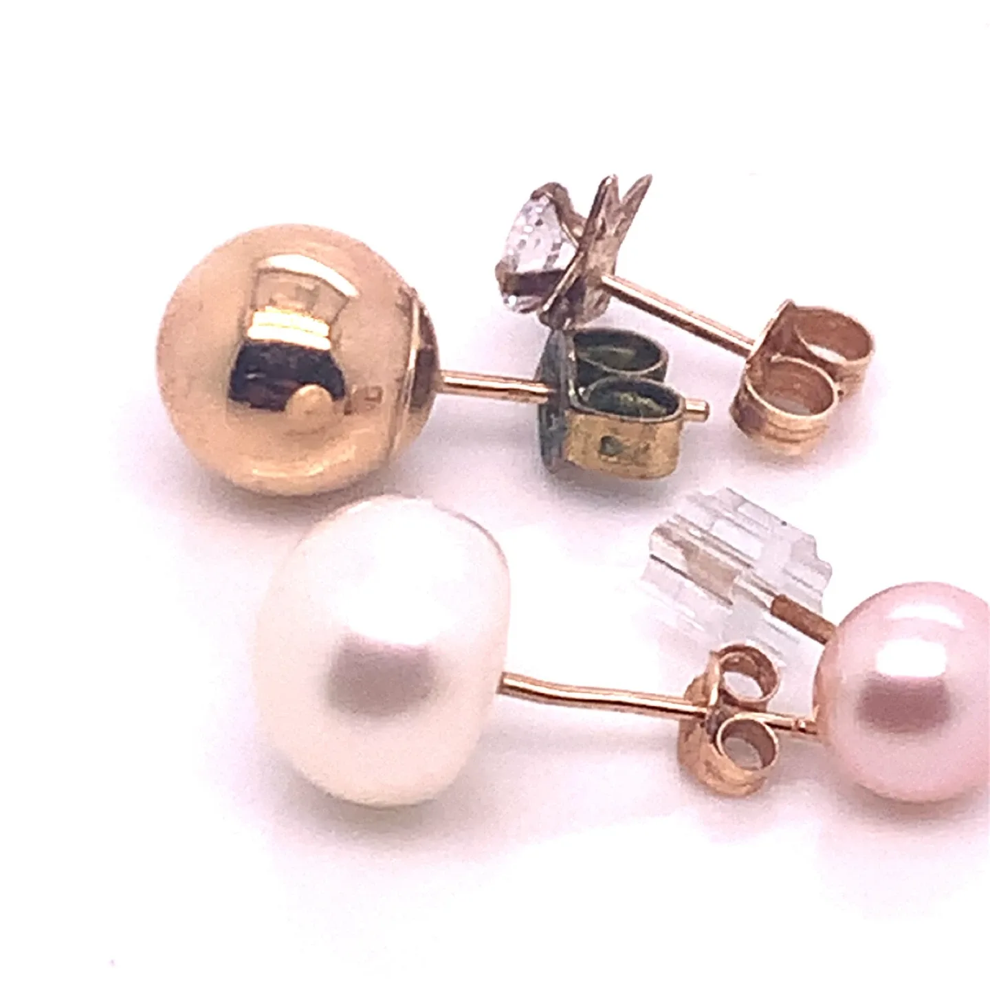 14k Gold Lot of 4 single Stud Earrings - Gold, Pearl, Star image indicator(2)