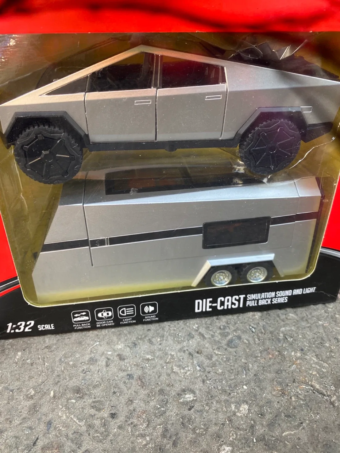 Die-Cast Tesla Cybertruck & Trailer 1:32 Scale thumbnail