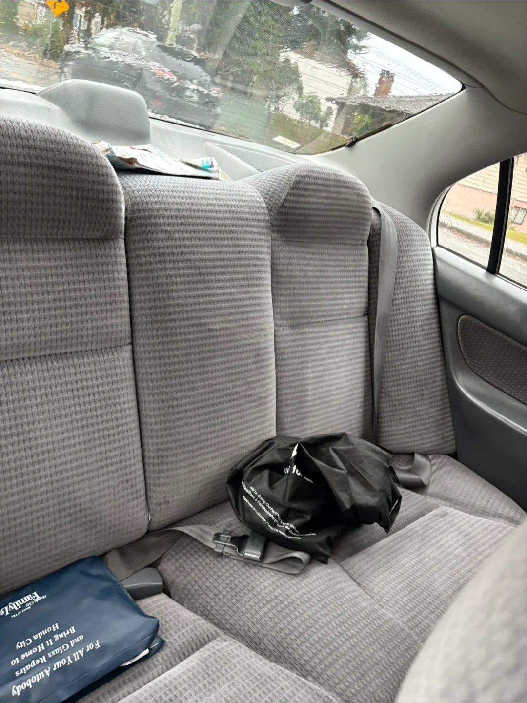 Honda Civic LX - Silver Sedan image indicator(4)