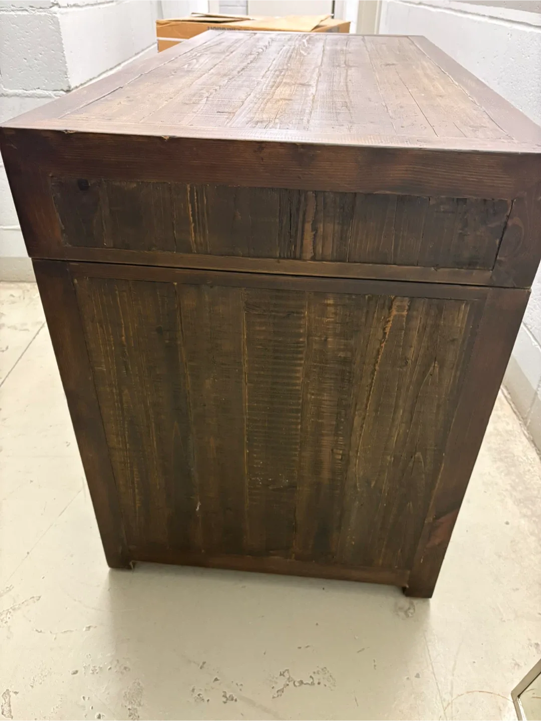 Wooden Desk with Drawers image indicator(2)