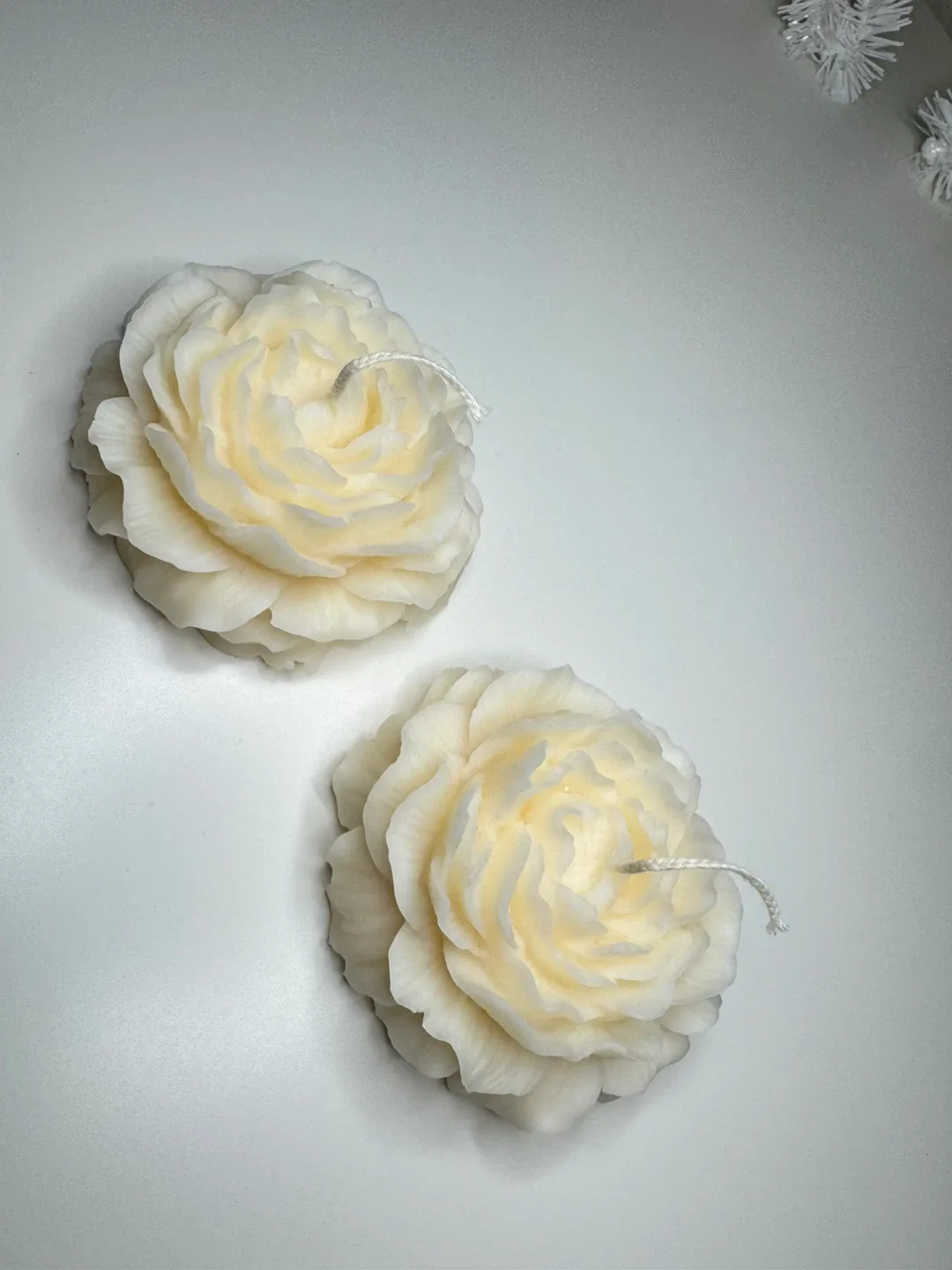 Flower Soy Candle | Peony Candle | Handmade Decorative Candle image indicator(3)