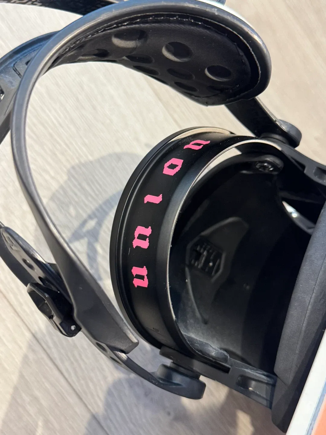 Public 144 Jib Snowboard with Bindings image indicator(6)