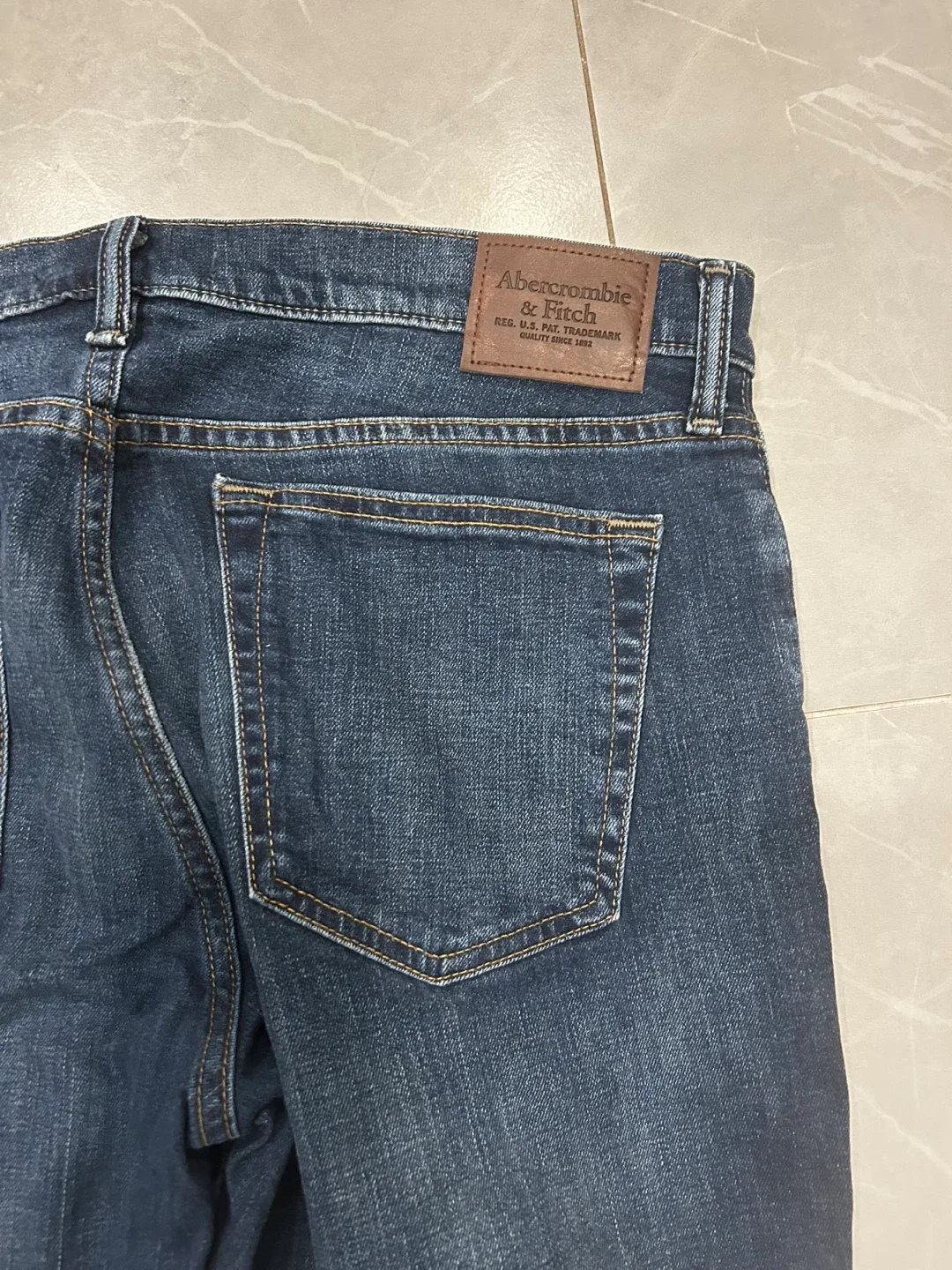 Abercrombie & Fitch Bootcut Stretch Jeans - 33x32 image indicator(4)