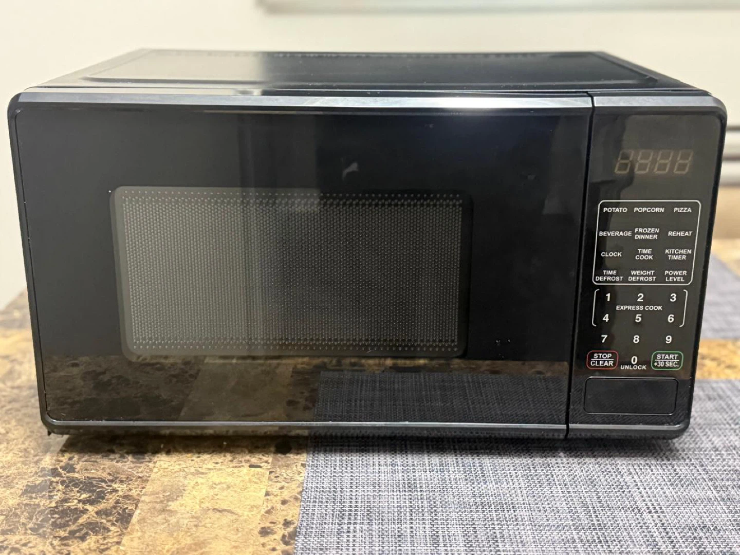 Black Galanz Microwave Oven