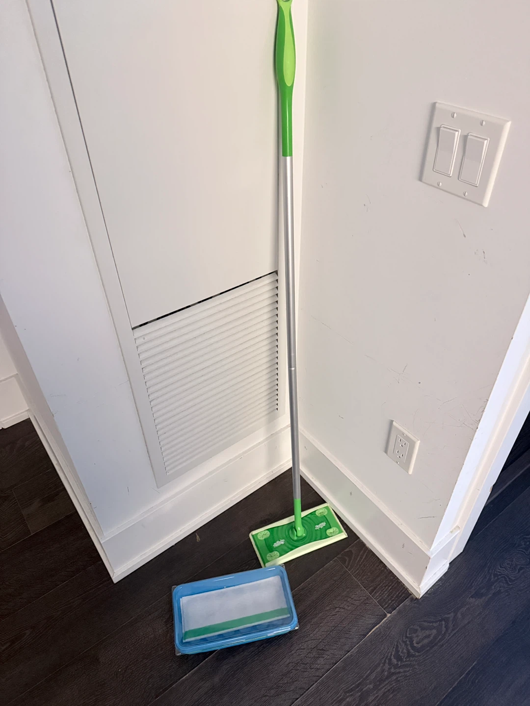 Swiffer Sweeper Mop