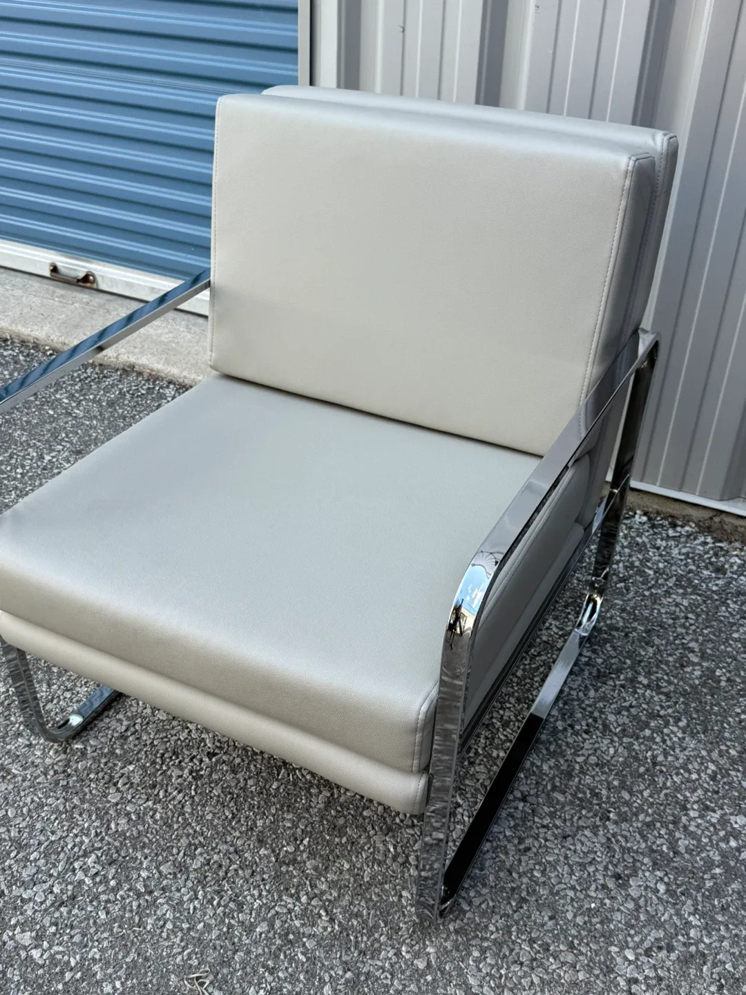 Modern Armchair Leather Gray image indicator(2)