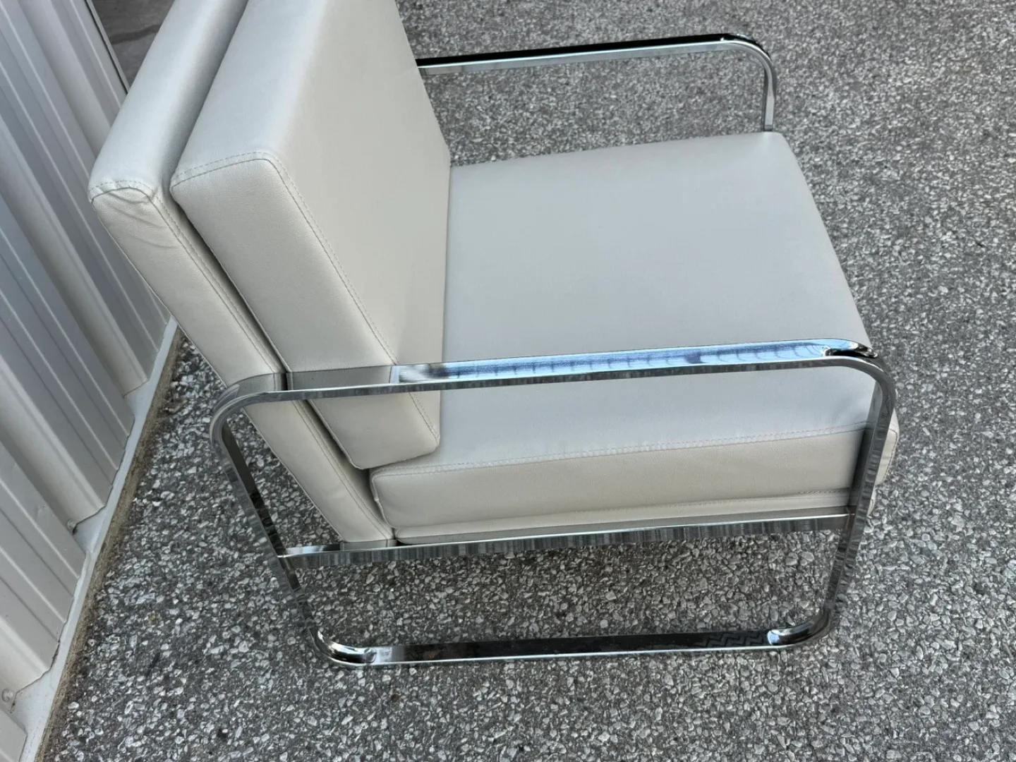 Modern Armchair Leather Gray image indicator(5)