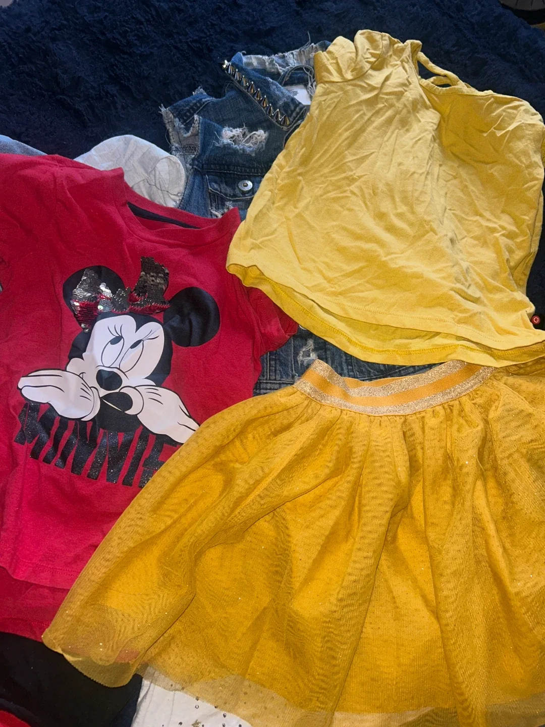 Mixed Kids Clothing Bundle image indicator(3)