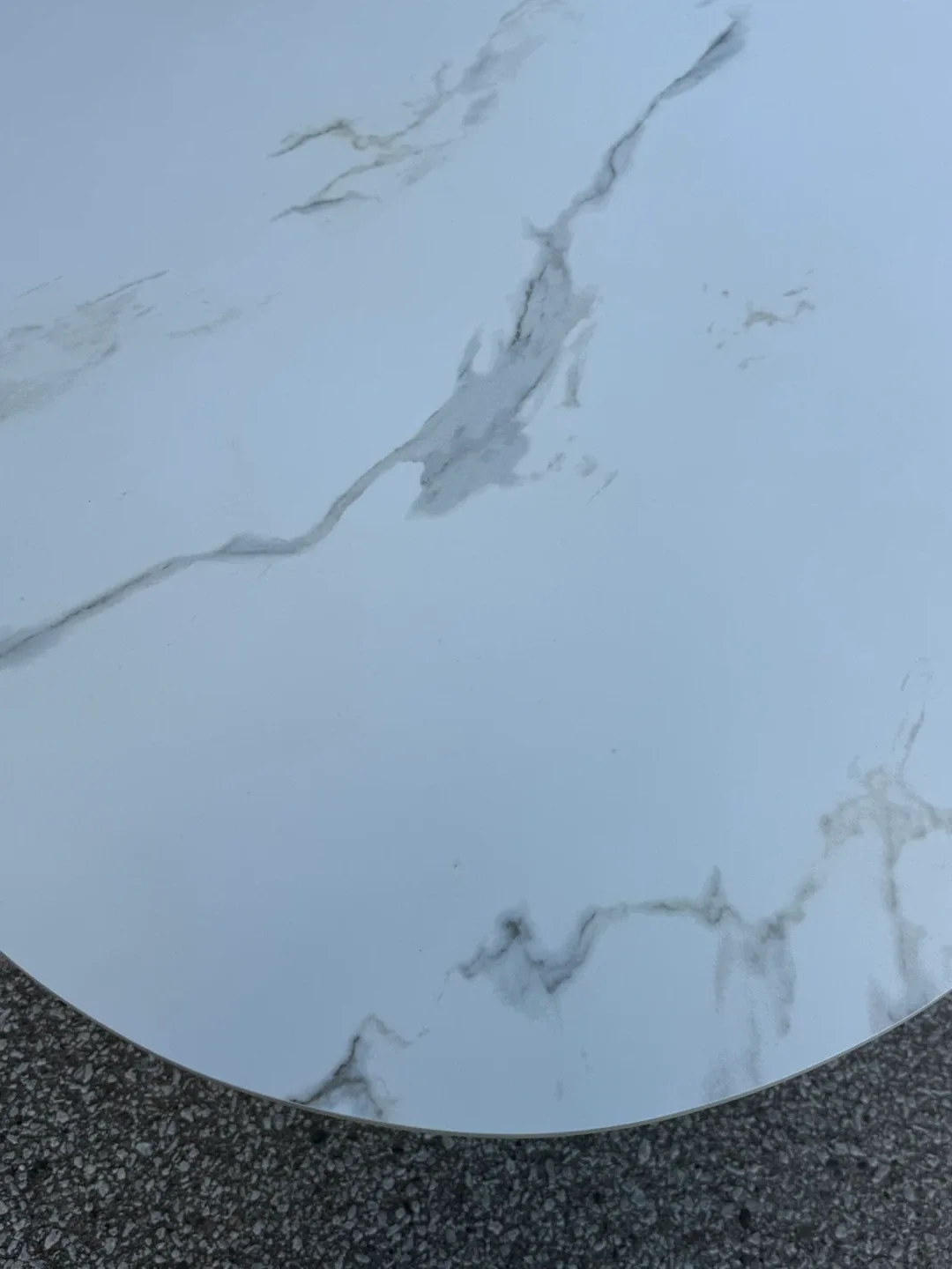 NUEVO White Ceramic Oval Dining Table  6 person. image indicator(5)