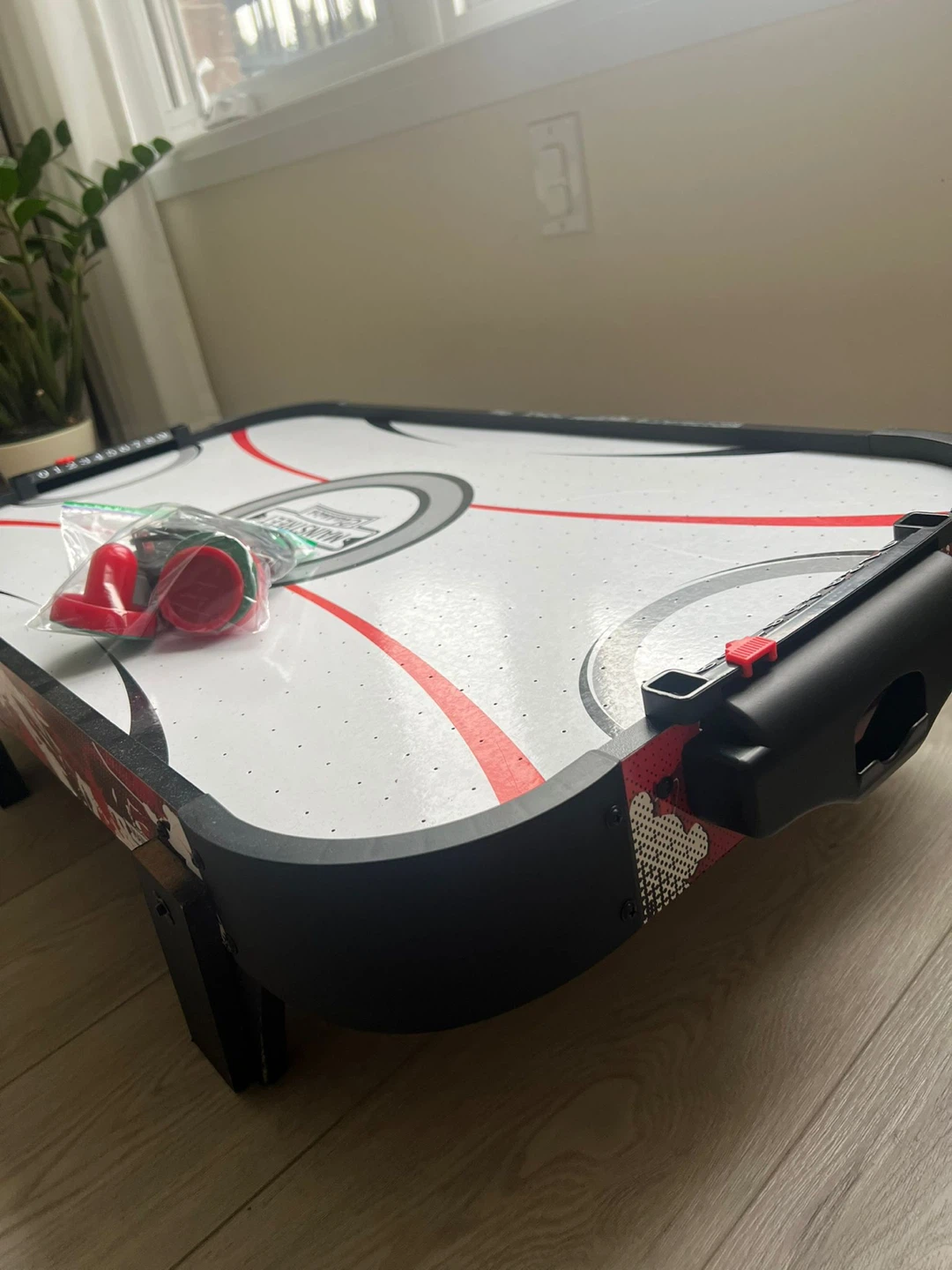 Great condition - Plug-In Kids Mini Air Hockey Tabletop 36x21” - photo 3