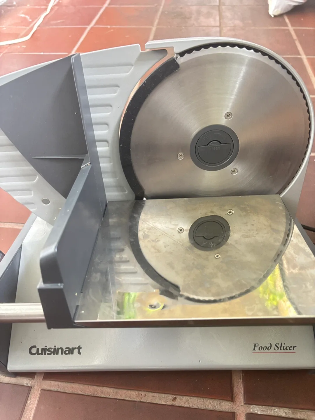 Cuisinart CFS-155C Food Slicer image indicator(3)