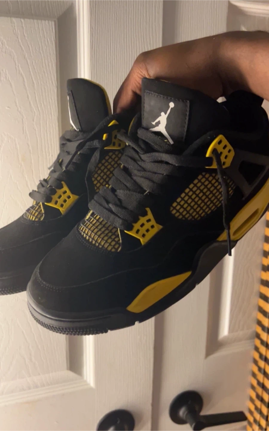 Jordan 4 Retro Yellow thunders