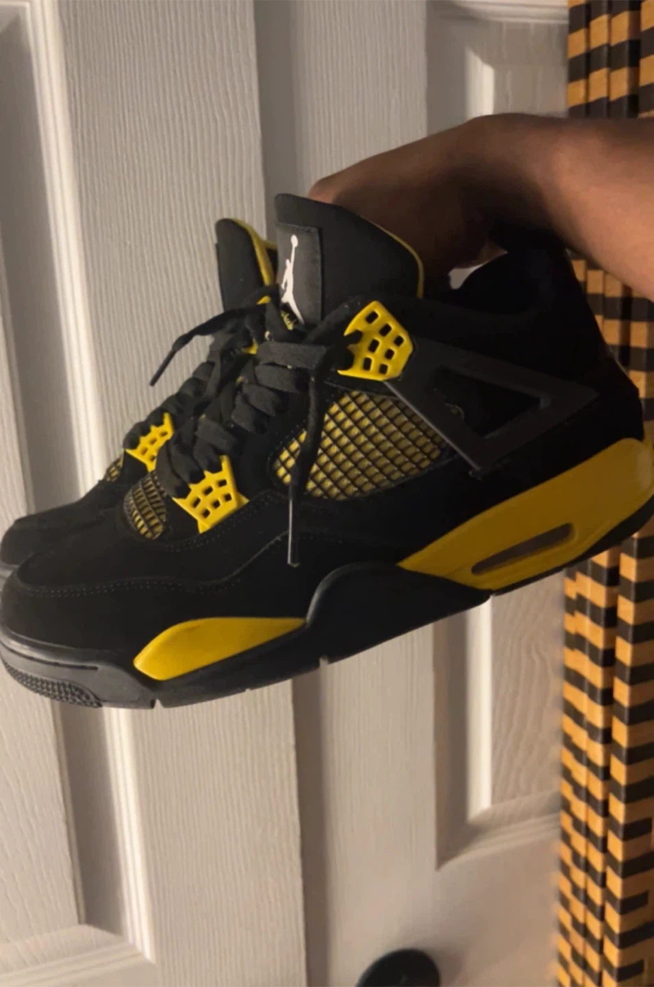Jordan 4 Retro Yellow thunders - photo 2
