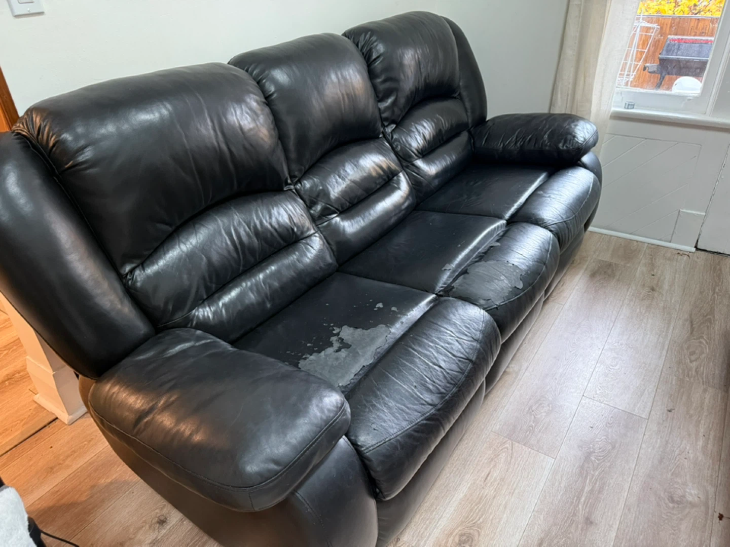 Black Leather Reclining Sofa - photo 3