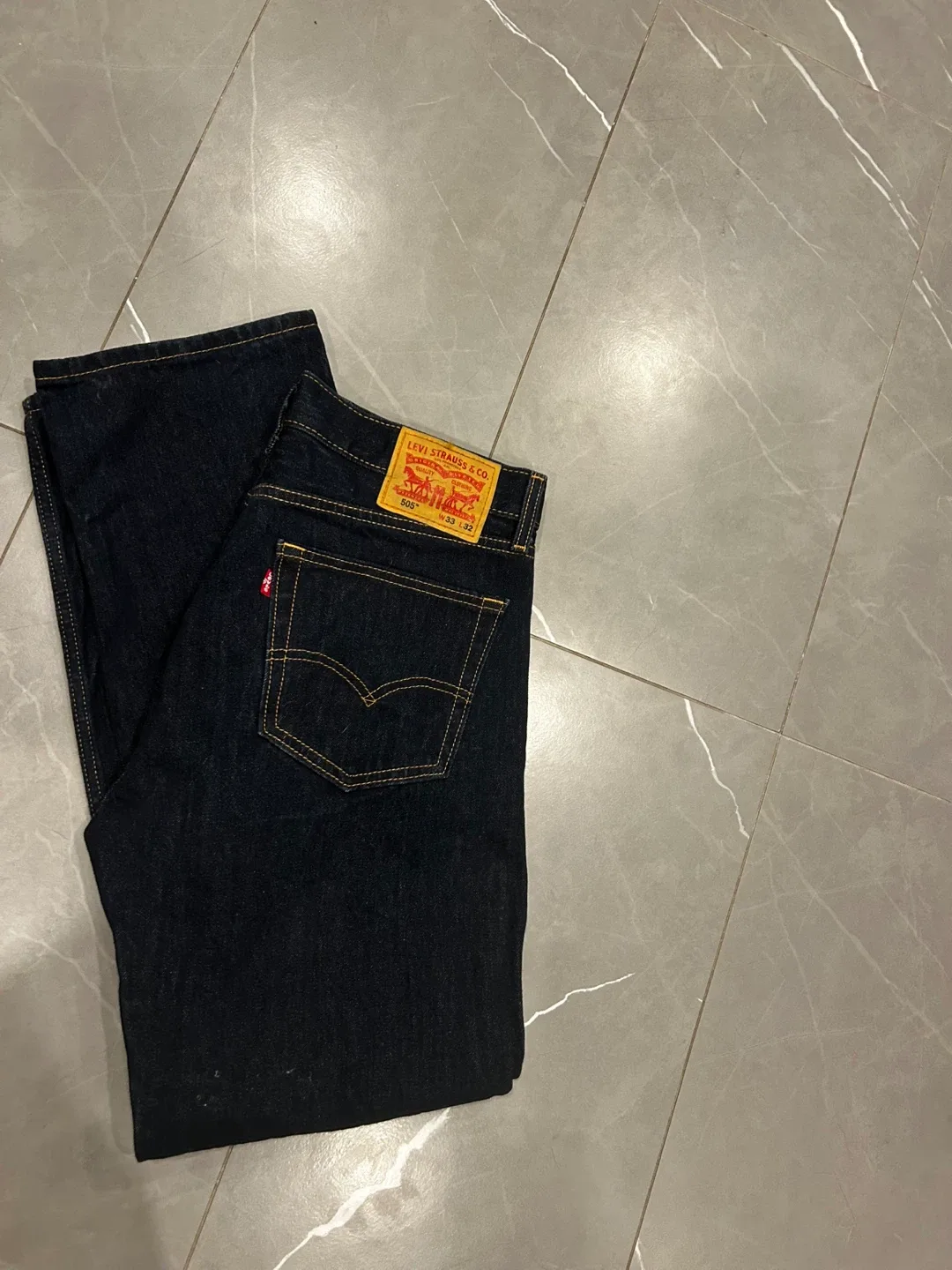 Levi's 505 Men’s Jeans, W33 L32 image indicator(3)