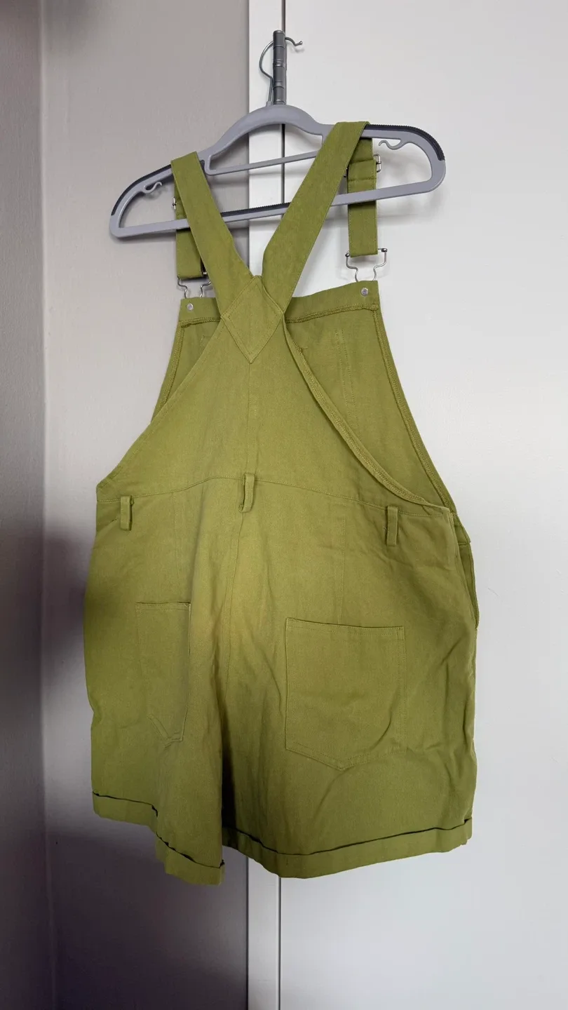Green Overalls Shorts image indicator(2)