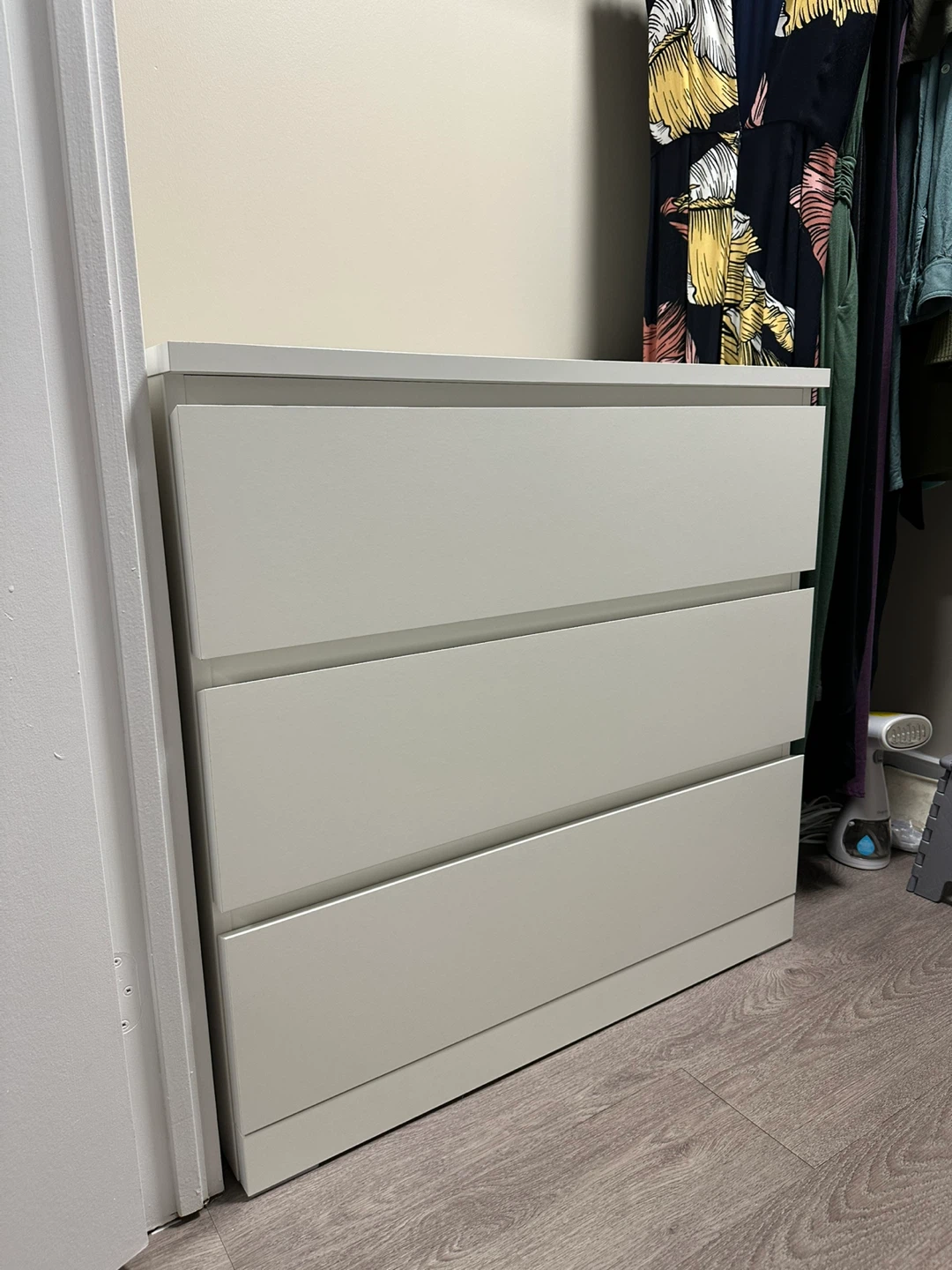 Ikea Malm 3-Drawer Dresser - White