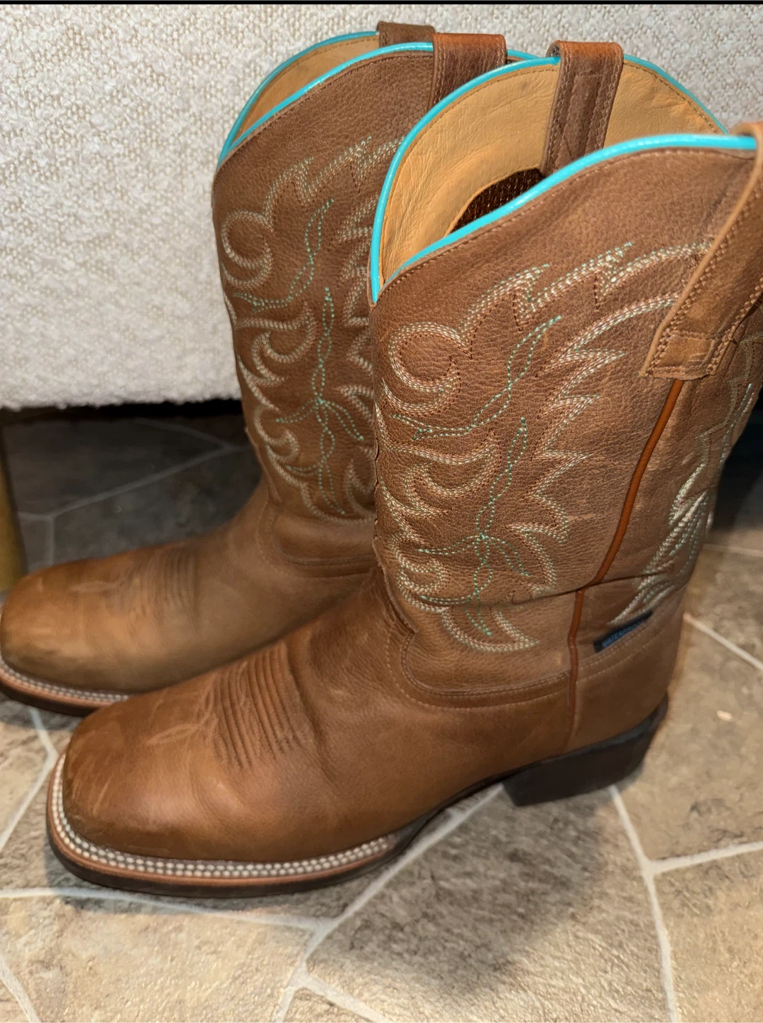 Women’s cowboy genuine, leather boots size 11 M