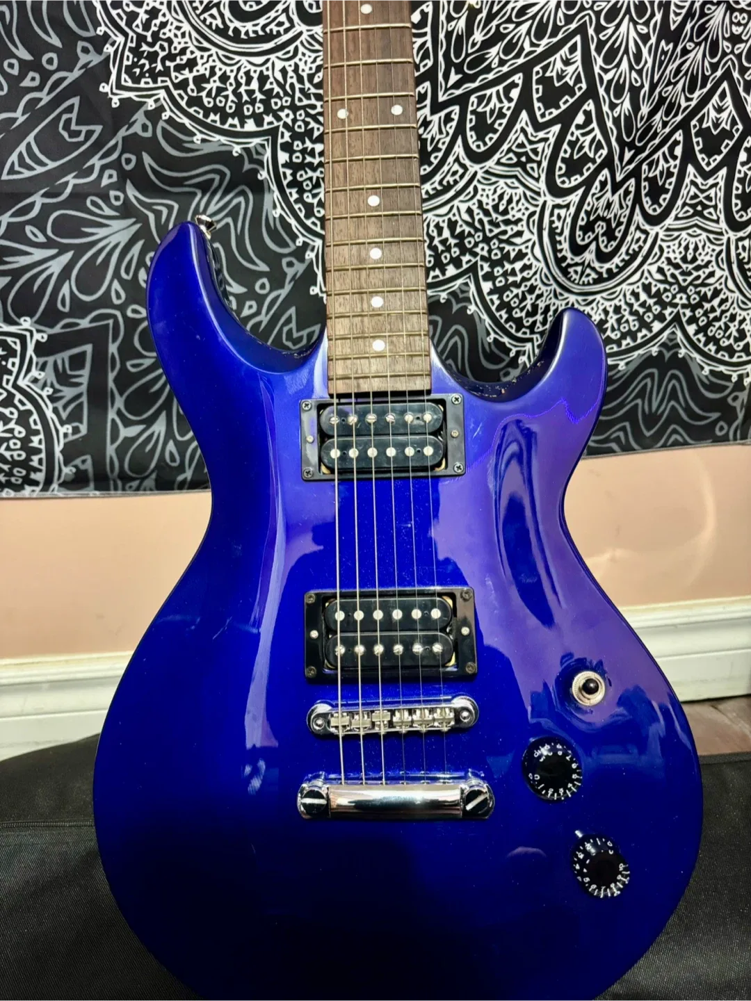 Cort M200 Electric Guitar + TKL Hardcase image indicator(3)